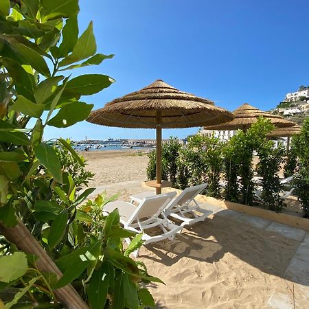 Marina Bay Beach Hotel Peschici Eksteriør bilde